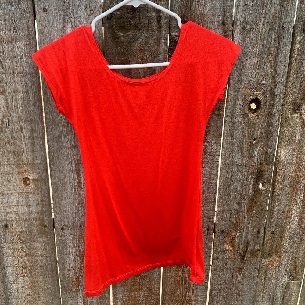 Top short sleeve fitted size small